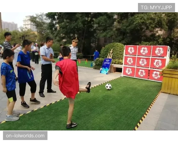 足球公益项目扩展，俱乐部社区影响力增强