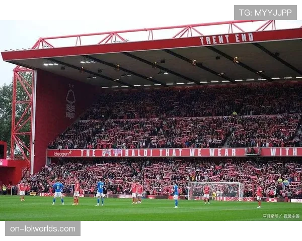 利物浦迎战埃因霍温,安菲尔德主场优势明显 利物浦迎战埃因霍温,安菲尔德主场优势明显