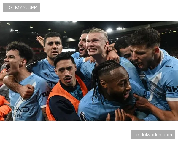 曼城补时2-1逆转利物浦，哈兰德点球绝杀助蓝月紧追枪手